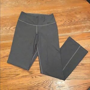 Nike Flare Leggings